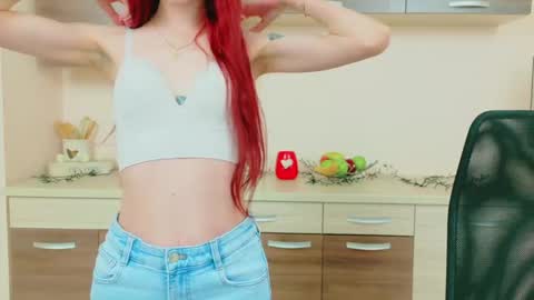 JuliaJae online show from March 15, 6:37 am