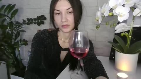 Julia online show from February 9, 3:36 pm