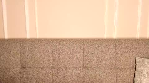 julia online show from December 22, 1:31 am