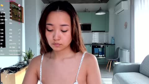 julia online show from December 25, 9:02 am