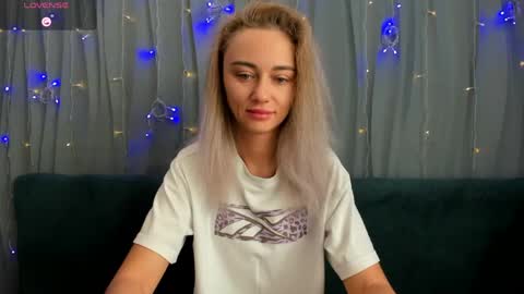 Yulya online show from April 21, 3:02 am