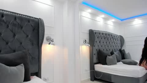     online show from November 27, 11:29 pm