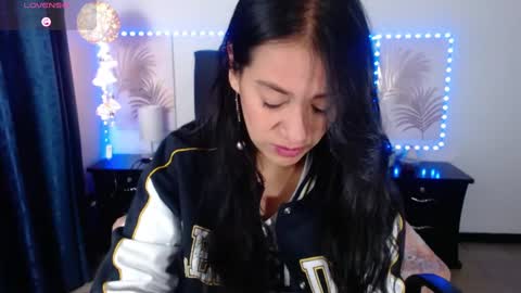 julietacollins06 online show from January 16, 12:20 pm