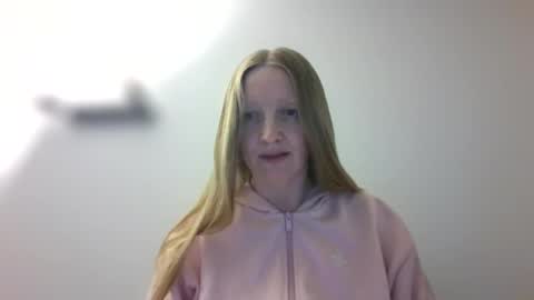 julietka online show from May 31, 8:53 am