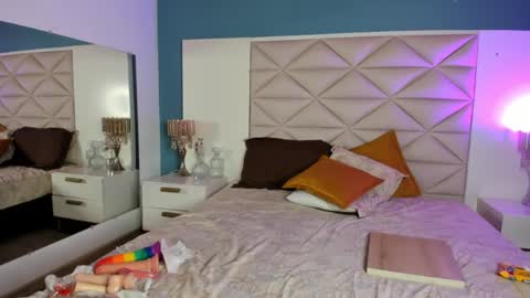 Juli online show from March 27, 8:26 am