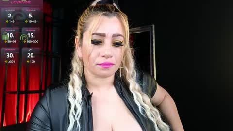 Julya Mistress online show from April 17, 10:50 am