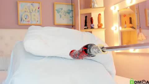  Juliana  online show from November 24, 8:44 pm