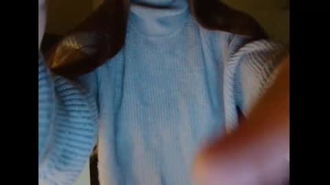 Snapshot of just_be_here chatting on September 29, 8:14 pm Dary online show from September 29, 8:14 pm