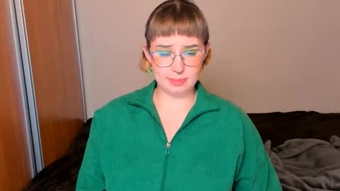 Nika and Mark online show from September 29, 9:31 pm