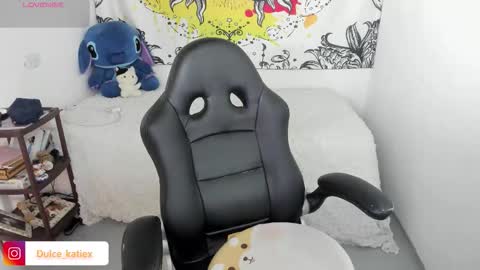 Sofia online show from February 12, 7:59 pm