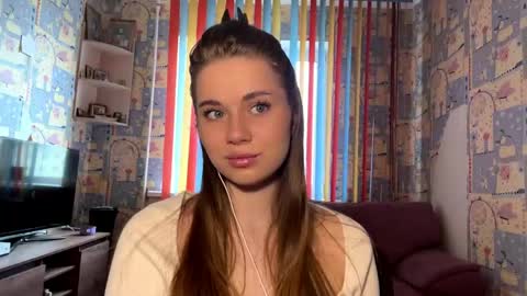 Melissa online show from May 14, 6:19 am