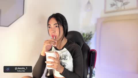 ees 3 online show from January 25, 7:16 pm