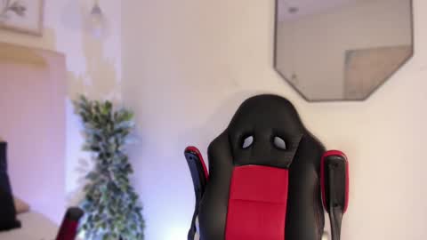 ees 3 online show from January 27, 7:56 pm