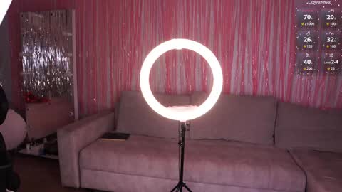 Amely online show from November 26, 4:46 am