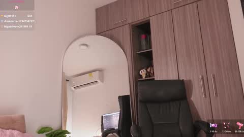 Kaaren17 online show from November 21, 5:37 pm