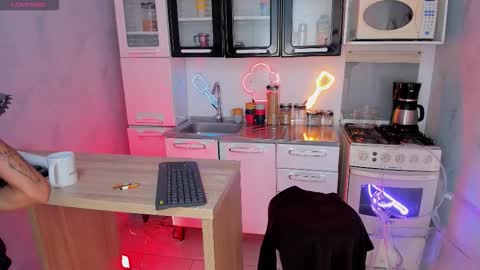 Kat online show from March 18, 3:55 am