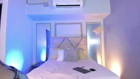 Katy online show from April 11, 8:23 pm