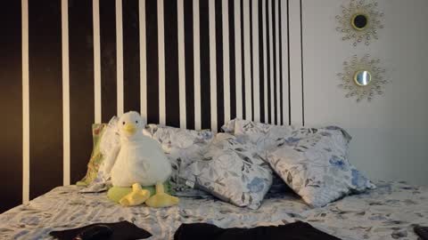 Snapshot of kad_kad chatting on January 19, 1:44 pm Kanela online show from January 19, 1:44 pm