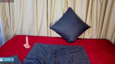 kaelani online show from December 19, 11:24 am