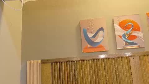 kaiawhite online show from June 13, 3:04 am