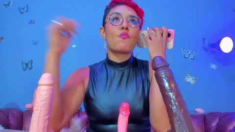 kaira_mosse_ online show from April 2, 1:41 pm