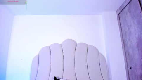 Kaity Lane online show from January 6, 1:04 pm