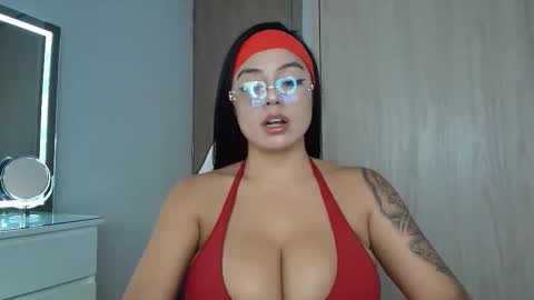 Zoe online show from December 14, 8:14 pm