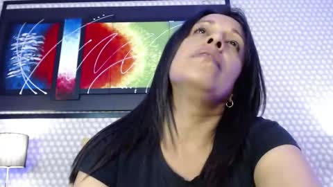 Kami online show from April 14, 7:47 pm