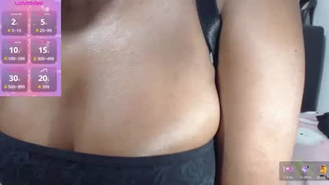 Paola online show from April 18, 11:37 pm