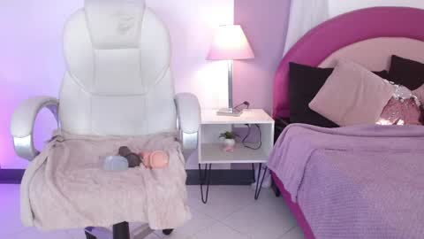 kaoryy_1 online show from May 27, 11:18 am