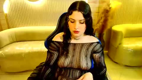 Karen  online show from April 15, 4:46 am