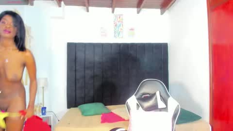 karen_adamss online show from January 11, 4:17 am