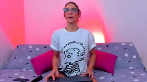 Karen online show from March 9, 9:45 am