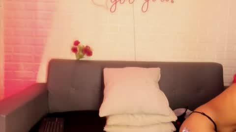 Kari online show from December 20, 11:25 am