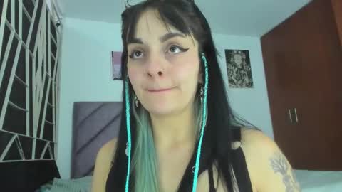 KARINNA  RAVEN online show from January 11, 7:52 pm