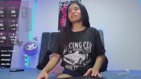 karinna_santana online show from January 12, 9:20 pm