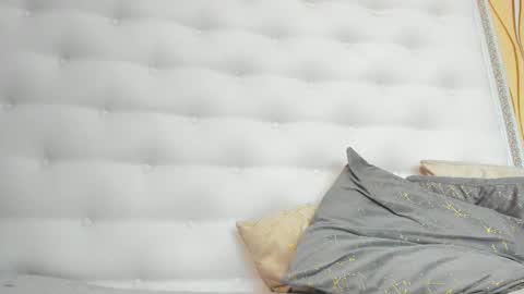 KARISSIA online show from February 5, 7:11 am