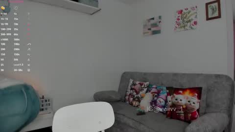 Ill be on at sunday see u Lynn  Could u help me to reach 100 Thmbs upp plssss   Independent girl 3 online show from November 29, 3:10 am