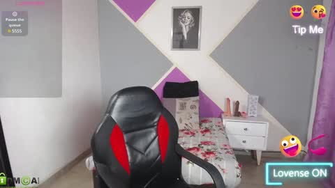 Karla online show from February 4, 4:18 pm