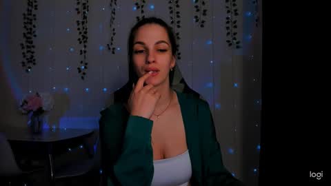 karla_lim online show from February 12, 9:11 pm