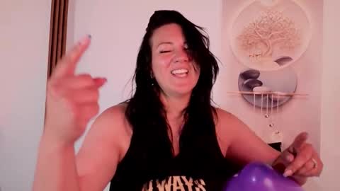 karla online show from November 13, 3:44 pm