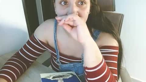 kloy online show from September 15, 4:25 pm