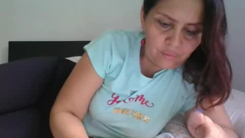 Karol online show from February 25, 7:49 pm