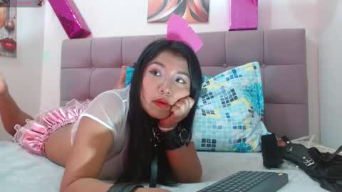 Snapshot of karol_wish chatting on October 21, 9:30 pm karol_wish online show from October 21, 9:30 pm