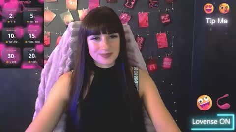 Caroline online show from October 19, 9:55 am