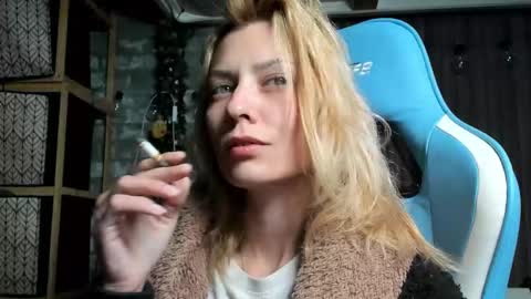 karoline121 online show from September 17, 8:18 pm