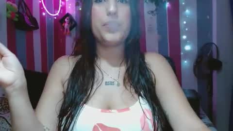 Snapshot of karoline_lov2 chatting on October 17, 11:30 pm karoline_lov2 online show from October 17, 11:30 pm