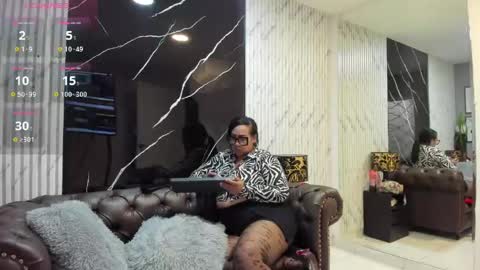 My name is  Miss Karol online show from June 2, 11:22 am
