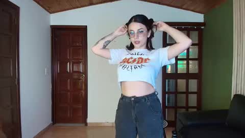 kassandra james online show from November 20, 1:12 pm