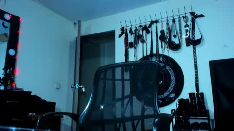 Kat online show from March 8, 3:16 am